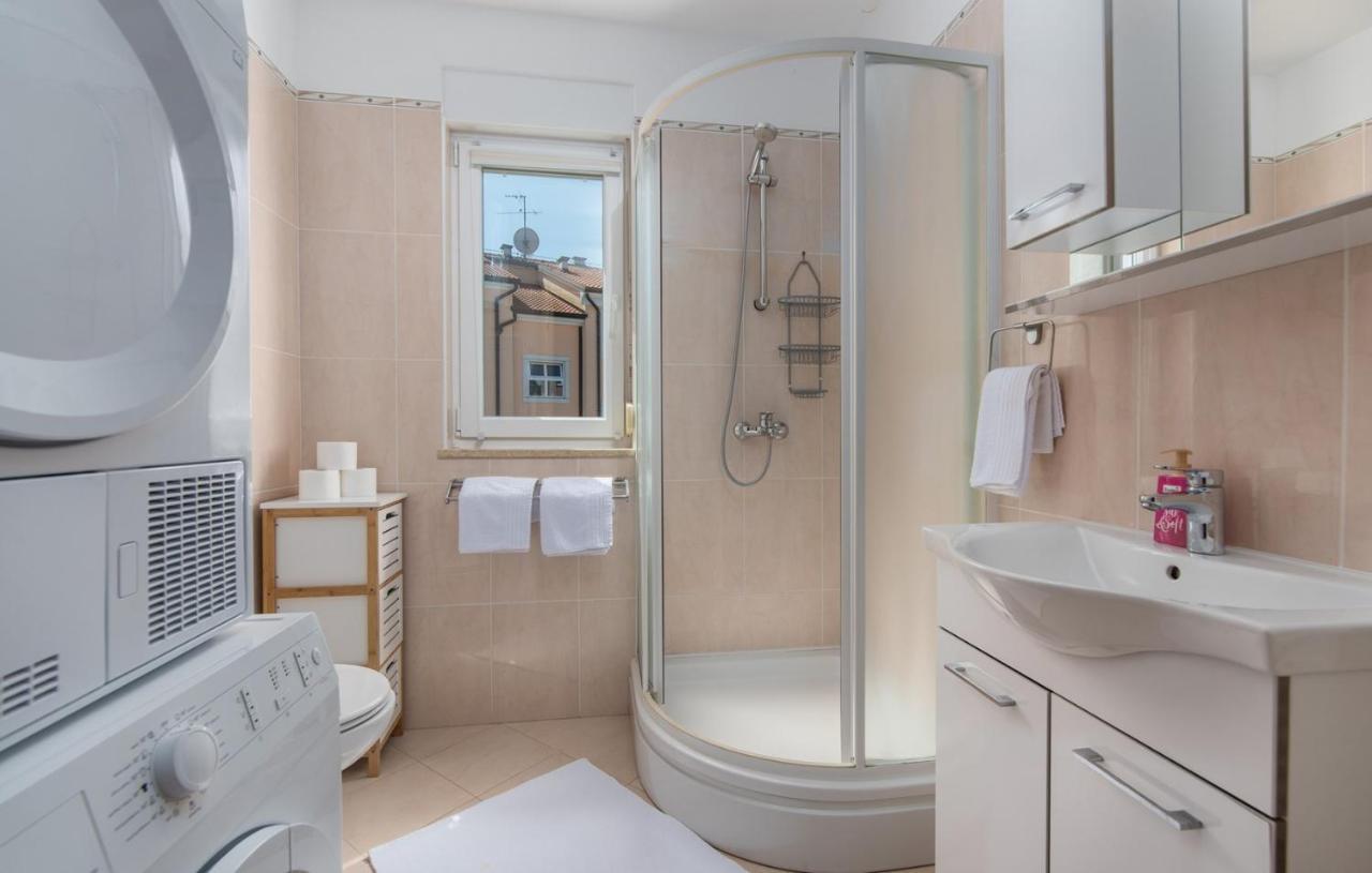Apartment Melarnian Near The Beach In אומאג מראה חיצוני תמונה